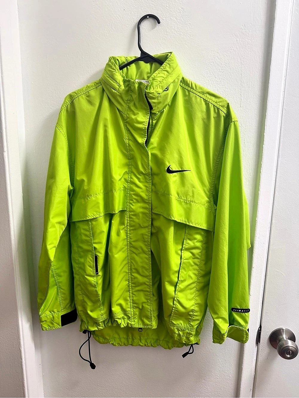 Nike Climate Neon Green Windbreaker Jacket women Windbreaker Green Small